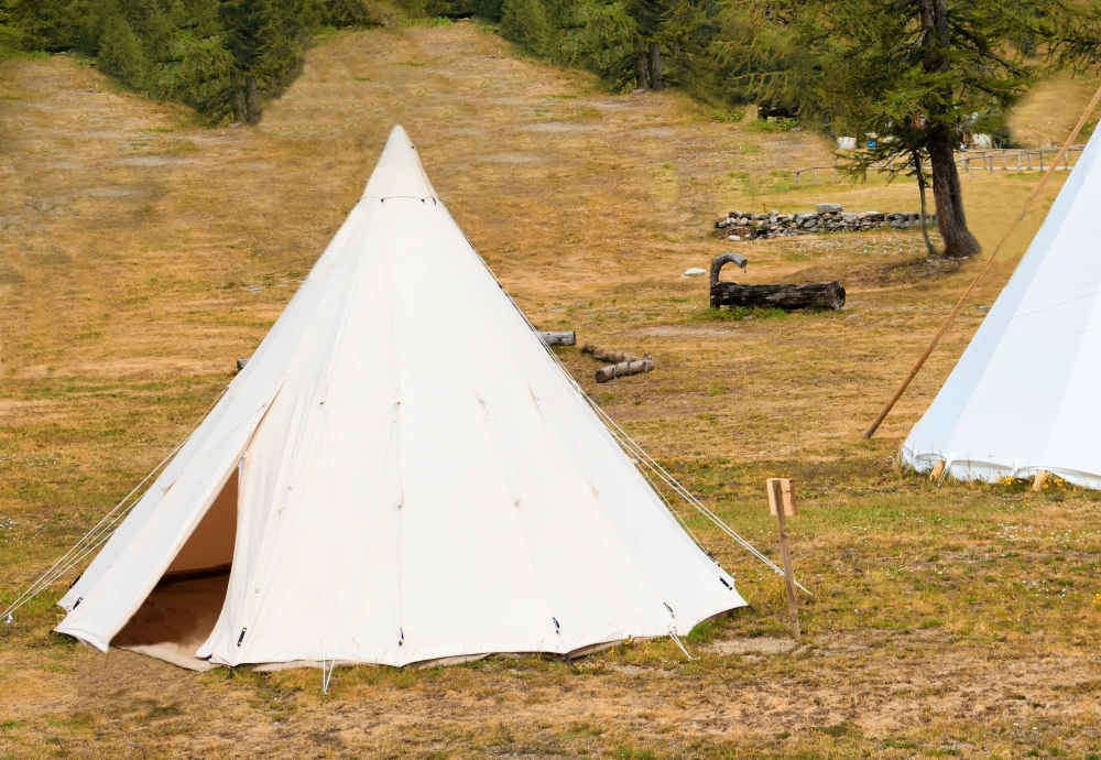 floorless pyramid tent
